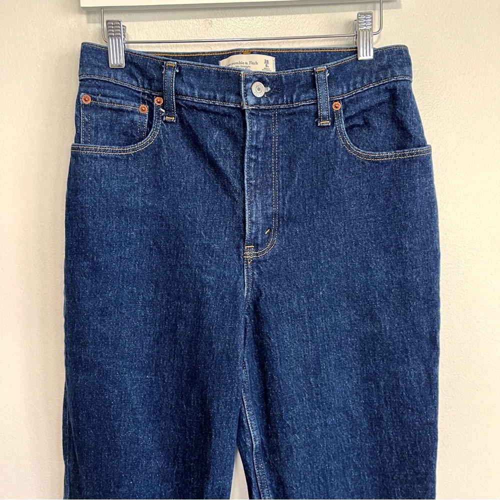 BOGO! Abercrombie The 90’s Straight Ultra High Rise Jeans Dark Wash 28 Short - Picture 5 of 11